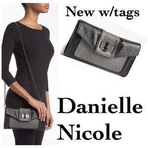 ‼️HUGE SALE‼️NWT Danielle Nicole London Clutch/ Crossbody